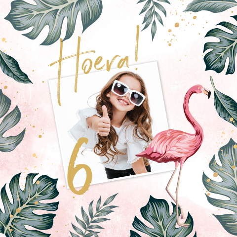 Verjaardagskaart met tropische flamingo, foto en aanpasbare leeftijd